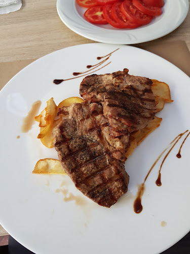 La Pergola - Gastronomie și ospitalitate