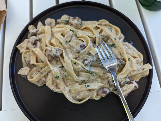 Livada - Gastronomie și ospitalitate