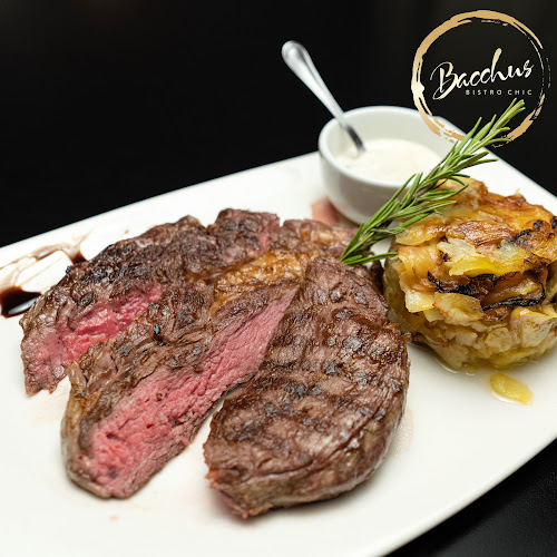 Opinii despre Bacchus Bistro Chic în Bacău - Gastronomie și ospitalitate