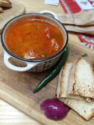 Opinii despre Hanul Haiducilor în Râmnicu Vâlcea - Gastronomie și ospitalitate