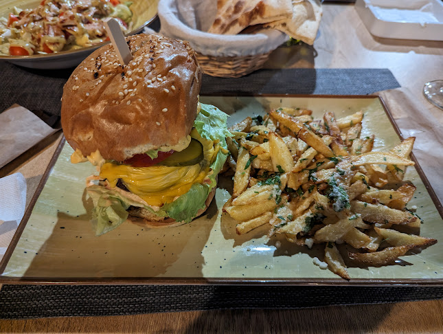 Opinii despre Alex Tell în Alexandria - Gastronomie și ospitalitate