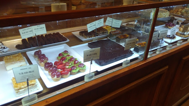 2 Unirii st, Petrești 077067