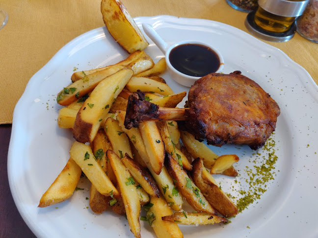 NEST Hotel & Restaurant - Gastronomie și ospitalitate