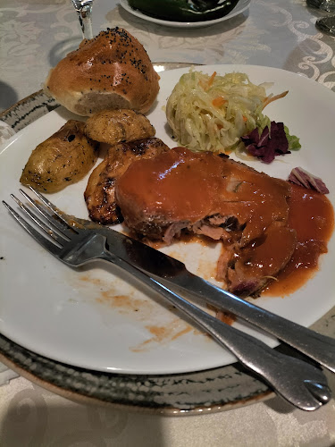 Bradet - Gastronomie și ospitalitate