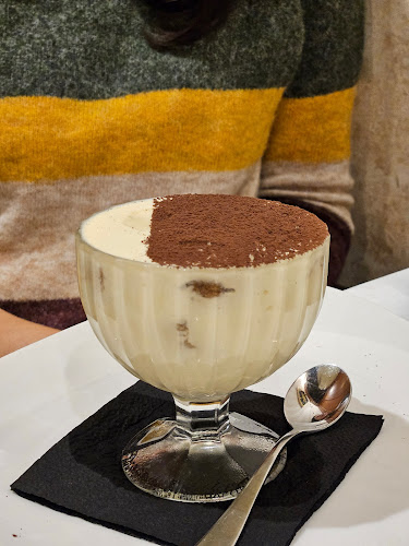 Opinii despre Benjamin Steakhouse & Bar în Sibiu - Gastronomie și ospitalitate