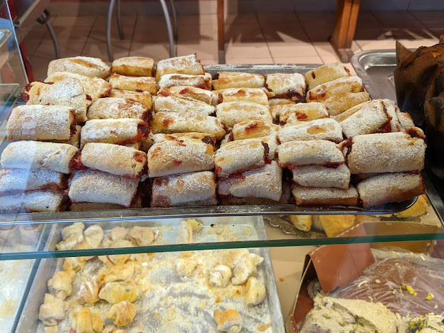 Opinii despre Ada Kaleh Brutarie Patiserie Cofetarie în Constanța - Gastronomie și ospitalitate