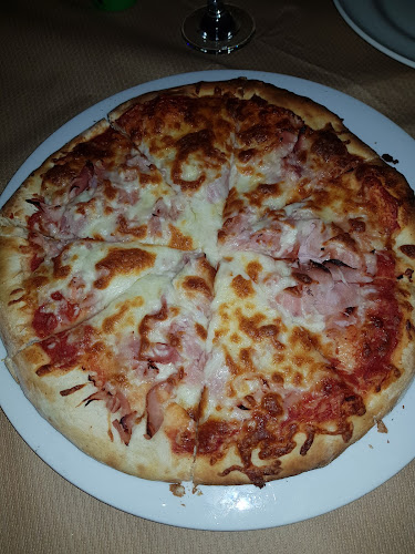 Opinii despre LaNuci în București - Gastronomie și ospitalitate