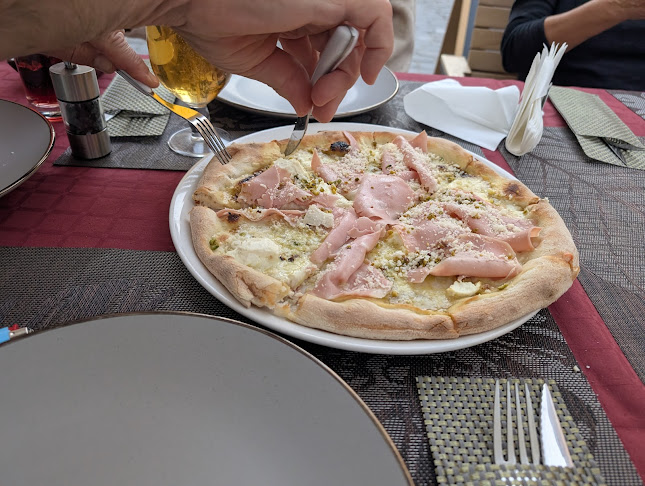 Strada Michael Weiss 11, Brașov 500031