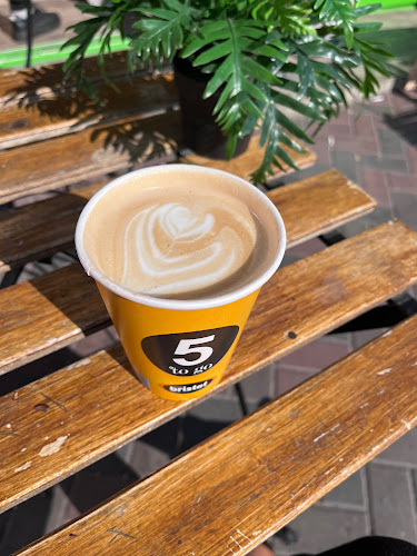 Opinii despre 5 to go în București - Gastronomie și ospitalitate