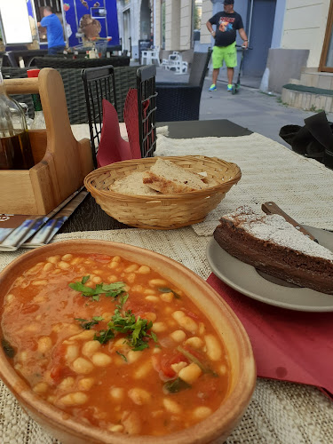 Comentarii opinii despre Country Bread Bistro