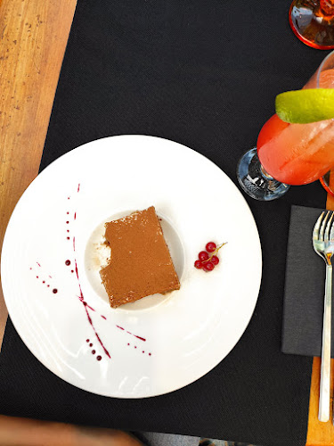 Comentarii opinii despre Casa Hirscher