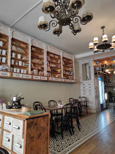 Strada Michael Weiss 13, Brașov 500031