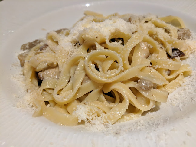 Strada Michael Weiss 11, Brașov 500031