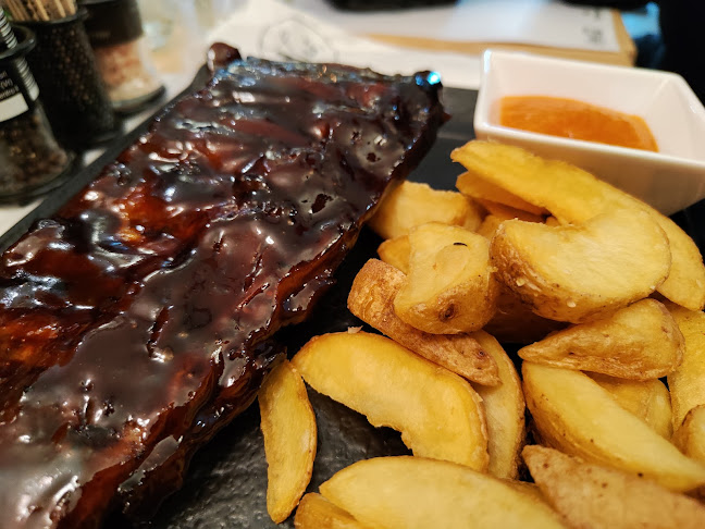 Noi Restaurant - Gastronomie și ospitalitate