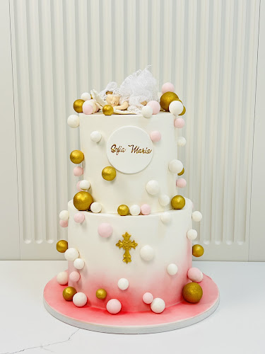 Opinii despre Cofetăria Prisi în Piatra Neamț - Gastronomie și ospitalitate