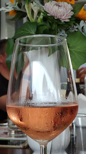 Opinii despre Crinul Alb în Oradea - Gastronomie și ospitalitate