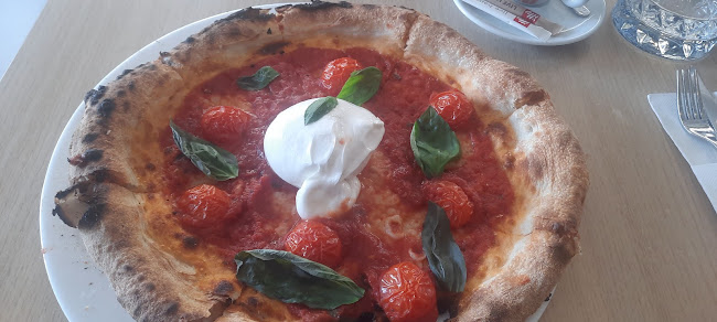 Opinii despre City Bistro în Satu Mare - Gastronomie și ospitalitate