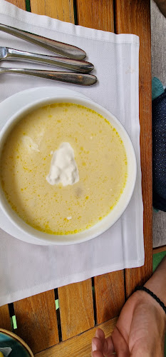 Strada Curtea Domnească 9, Suceava 720008