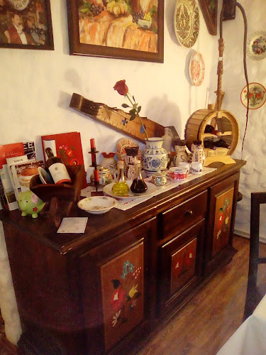 Opinii despre Casuta cu Nuci în Oradea - Gastronomie și ospitalitate