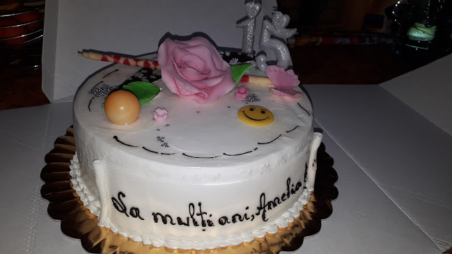 Opinii despre Cofetaria Meradis în Roman - Gastronomie și ospitalitate