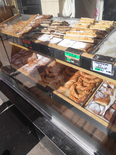 Opinii despre Patiseria Panda în Pitești - Gastronomie și ospitalitate