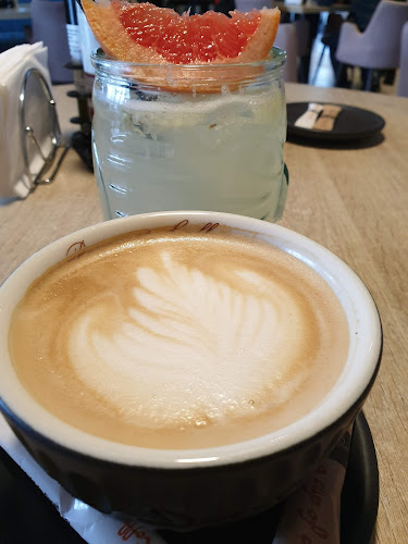 Comentarii opinii despre Dante Café & Dine