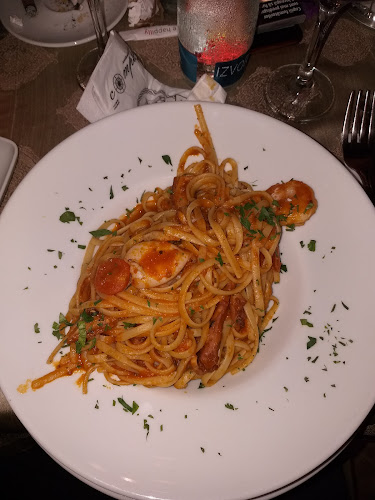 Unnamed Road, Constanța 900178