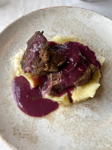 Opinii despre Benjamin Steakhouse & Bar în Sibiu - Gastronomie și ospitalitate