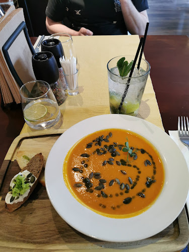 NEST Hotel & Restaurant - Drobeta-Turnu Severin