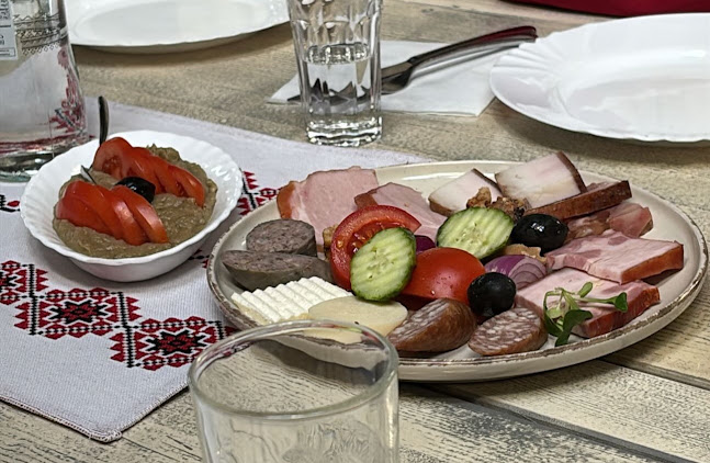 Opinii despre La Dobrun în Sibiu - Gastronomie și ospitalitate