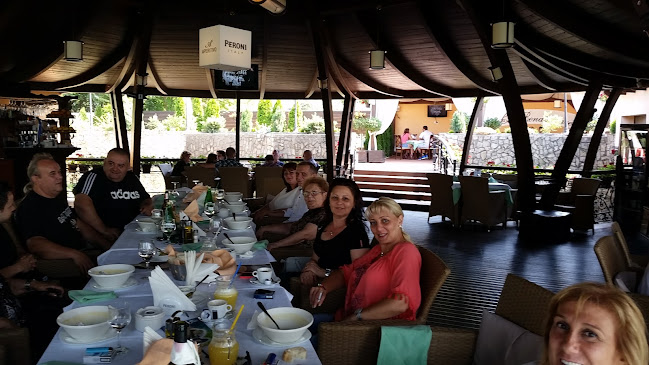 La Renaissance - Gastronomie și ospitalitate