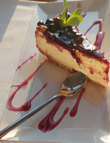 Opinii despre Crinul Alb în Oradea - Gastronomie și ospitalitate