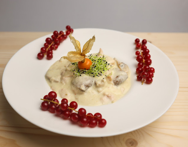 Comentarii opinii despre Rustic House