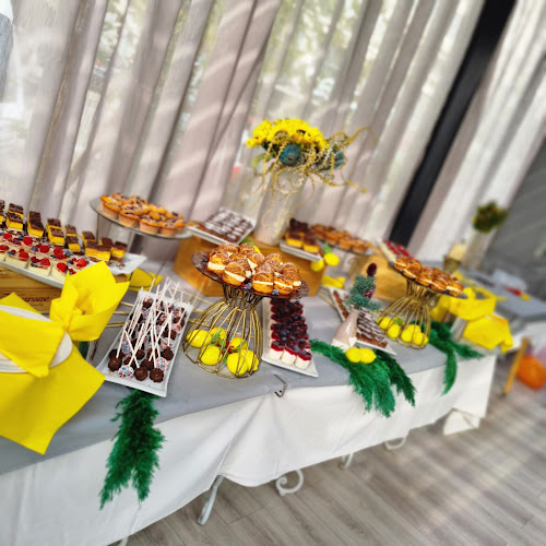 Maroon Restaurant Café - Gastronomie și ospitalitate