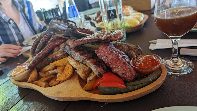 Opinii despre Restaurant "Donaris" Brăila în Vărsătura - Gastronomie și ospitalitate