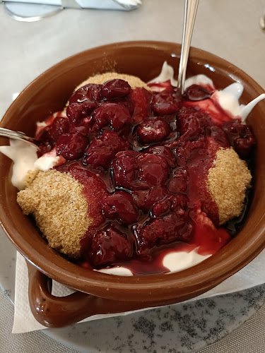 Rosecas - Gastronomie și ospitalitate