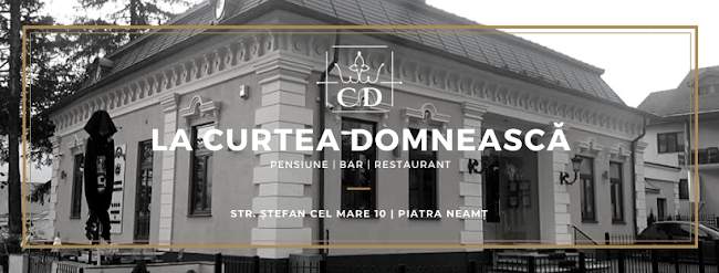 La Curtea Domnească