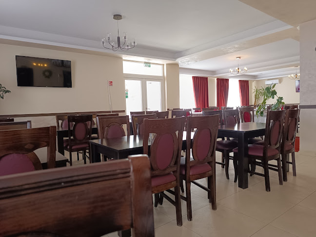 Pensiune - Restaurant - Pizzerie 2 Pauni - Gastronomie și ospitalitate