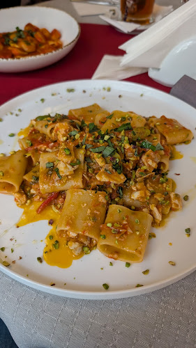 Opinii despre La Fenice Restaurant în Brăila - Gastronomie și ospitalitate