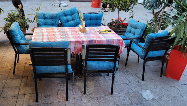 Comentarii opinii despre La Ana și Ion