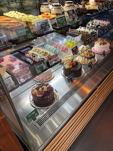 Opinii despre COFETARIA PALIBO OANCEA IASI în Oancea - Gastronomie și ospitalitate