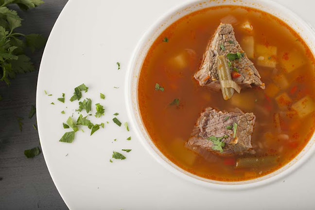 Opinii despre Pomello Catering în Pitești - Gastronomie și ospitalitate