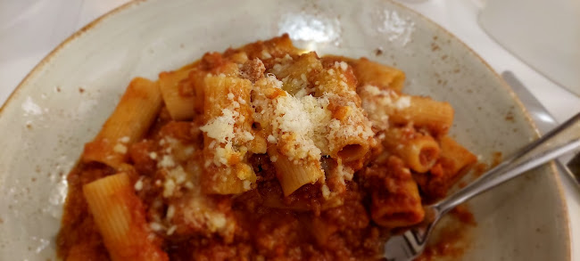 Latino - Gastronomie și ospitalitate