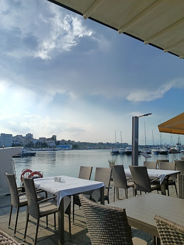 Unnamed Road, Constanța 900178