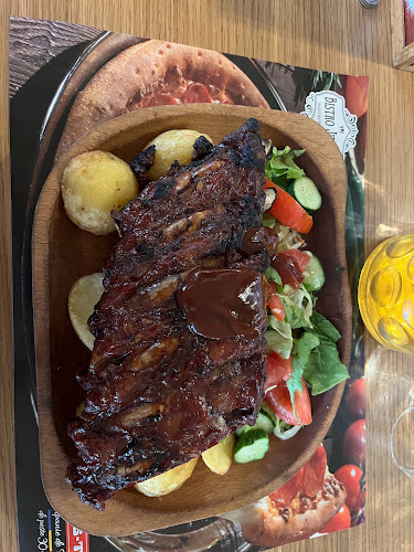 Bistro Junior - Gastronomie și ospitalitate