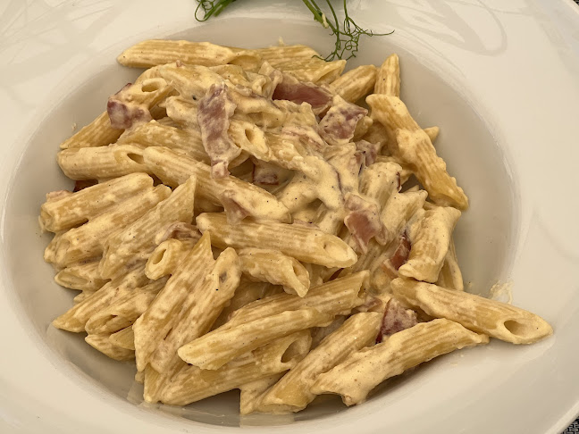 Opinii despre Crinul Alb în Oradea - Gastronomie și ospitalitate