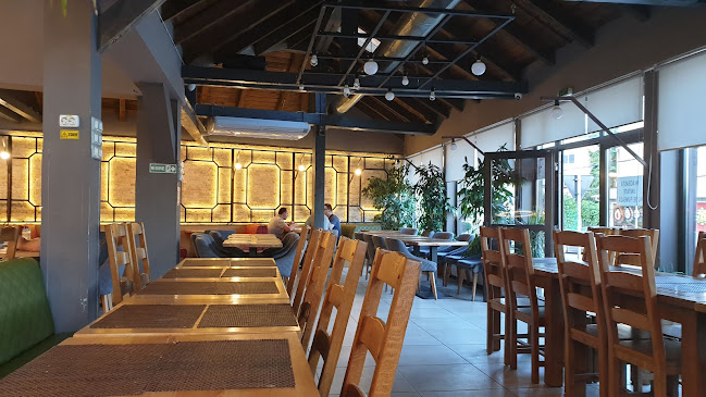 Opinii despre Rustic House în Târgoviște - Gastronomie și ospitalitate