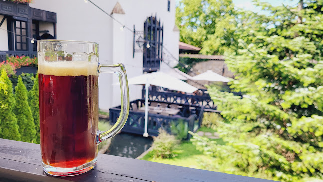 Podu' cu lanțuri - Gastronomie și ospitalitate