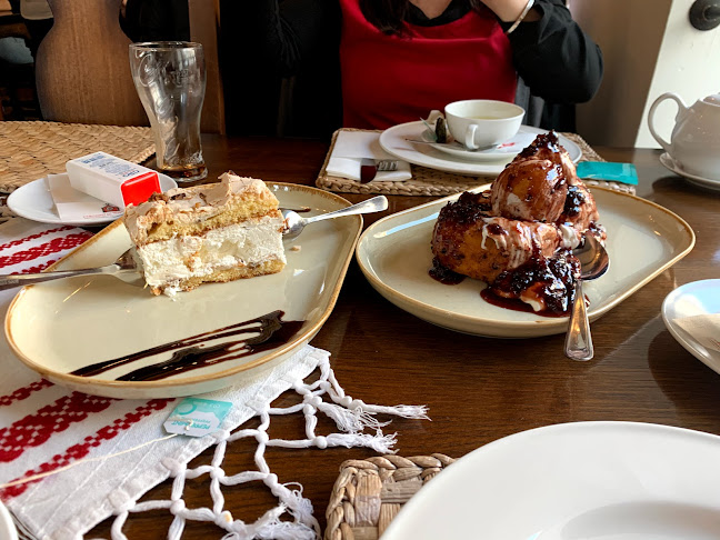 Opinii despre Restaurant Vatra în București - Gastronomie și ospitalitate