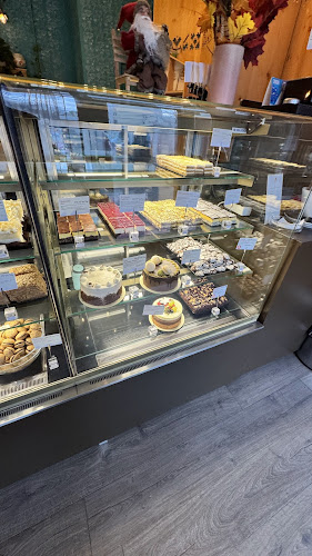 vis-a-vis de Familial, Bulevardul Alexandru cel Bun 22, Iași 700570